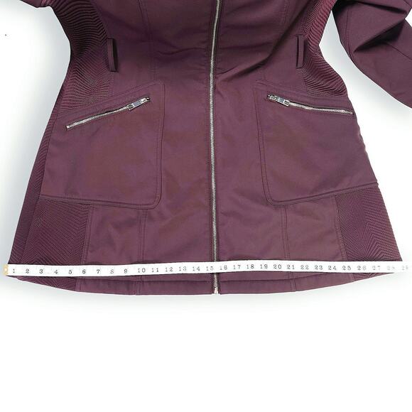 Guess Faux Fur Hood Softshell Parka Jacket Pockets Burgundy Wine XXL Gorpcore - Picture 13 of 15